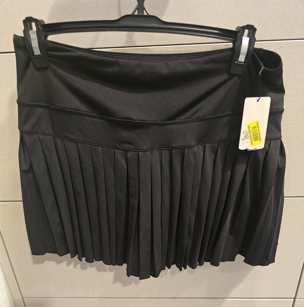 Cut The Frills Black Pleated Skirt